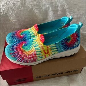 Skechers GOwalk Classic Colorful Tie-Dye Slip-On Sneakers